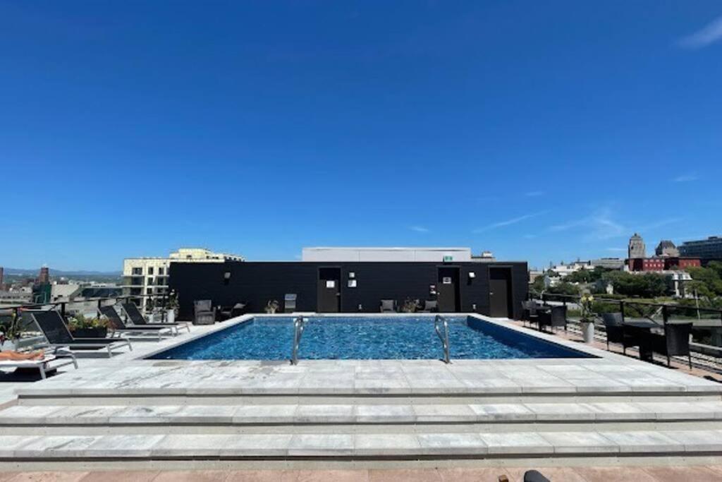 Condo Chic, Centre-Ville Piscine, Terrasse, Gym مدينة كويبيك المظهر الخارجي الصورة